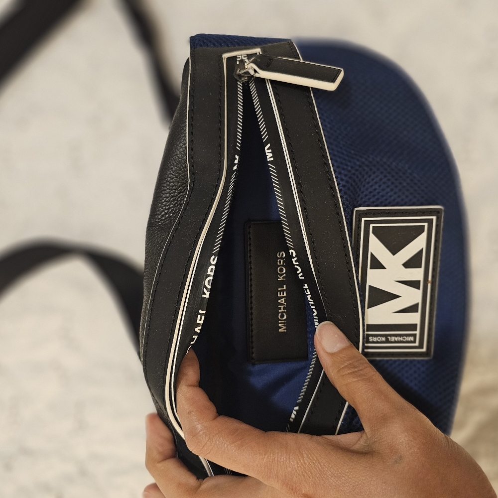 MK. Belt Bag for Women Fanny Pack Fashion Waist Packs with Adjustable Strap - Picture 4 of 9
